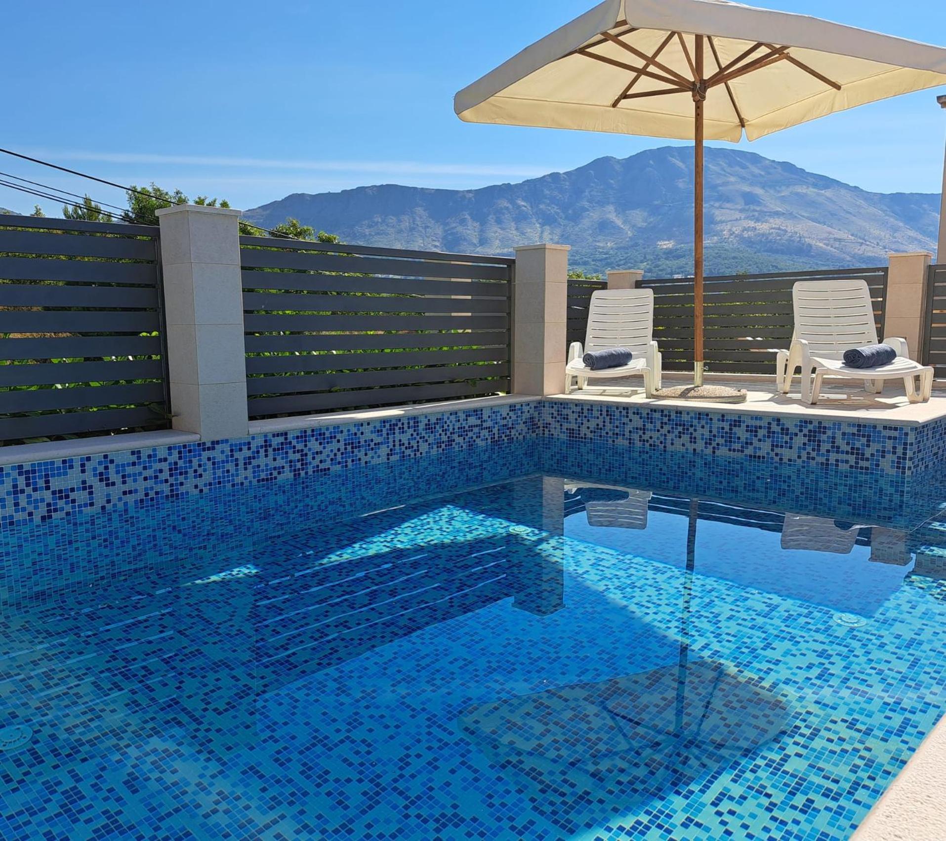 Villa "Amber" Luxury Apartments With A Pool Mlini Exterior foto