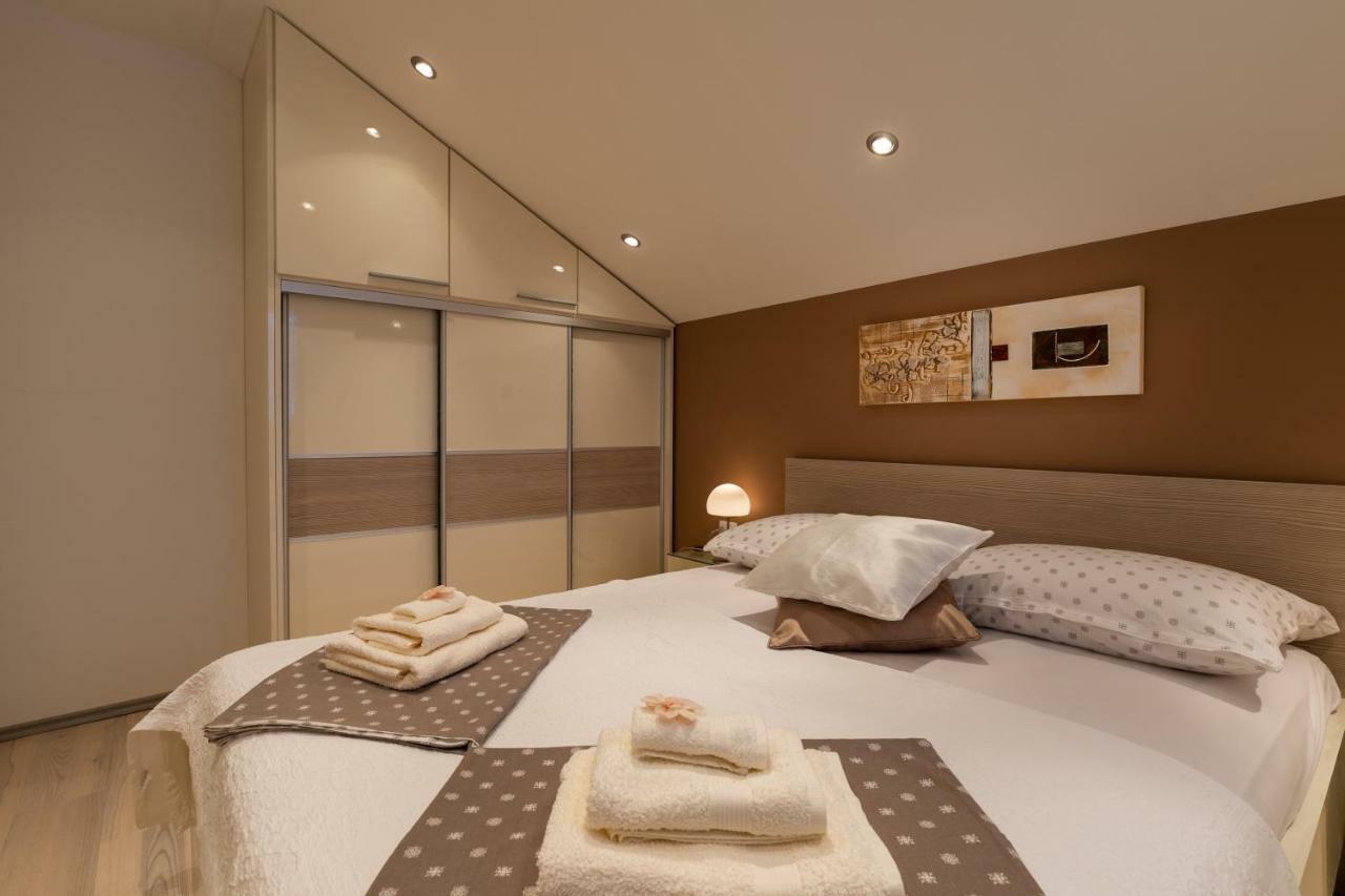 Villa "Amber" Luxury Apartments With A Pool Mlini Exterior foto